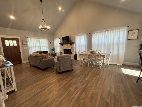 968 Marlys Avenue Canyon Lake TX 78133
