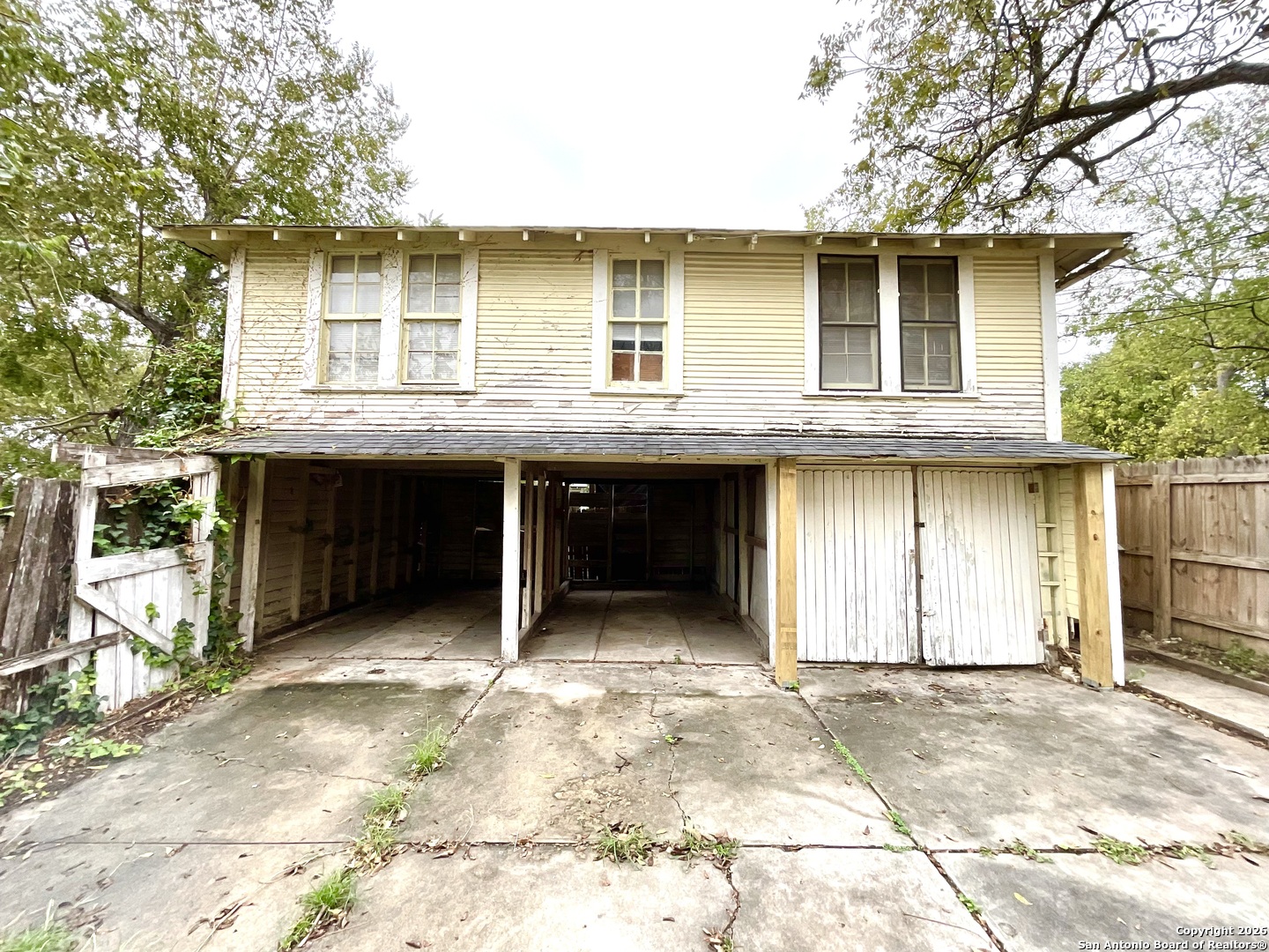 810 W Magnolia San Antonio TX 78212