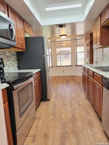 2115 Cedar Run San Antonio TX 78245