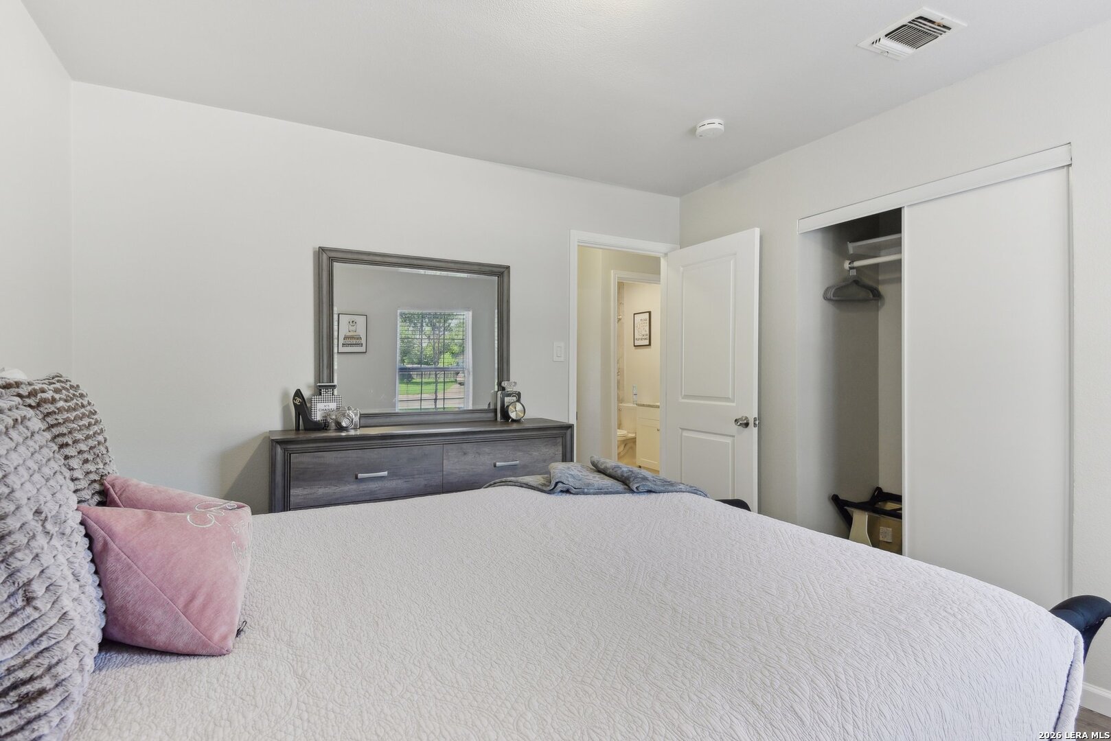 6930 Spring Rose San Antonio TX 78249