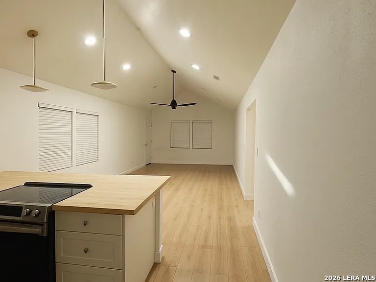 426 E Woodlawn San Antonio TX 78212