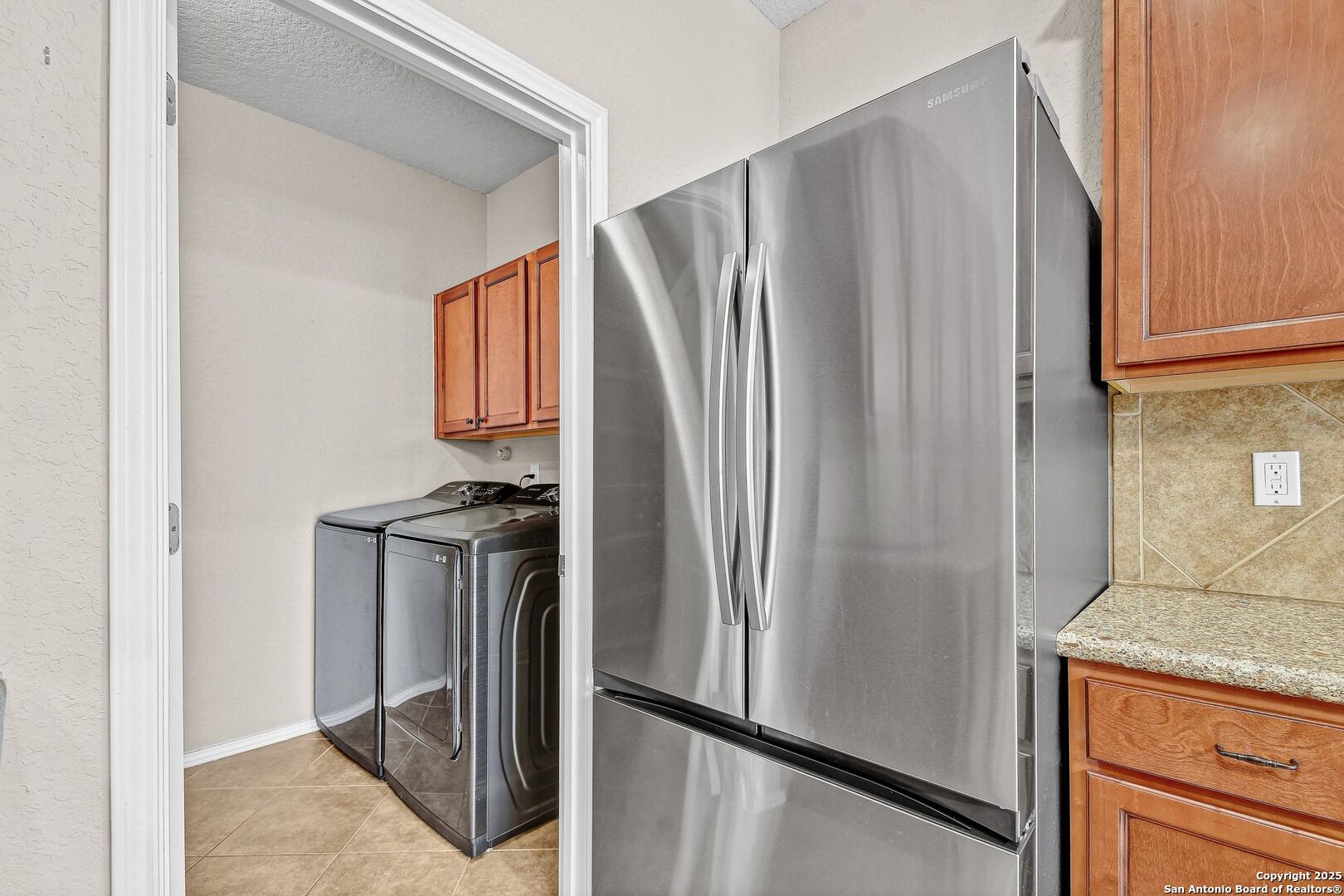 9211 Rainbow Creek San Antonio TX 78245