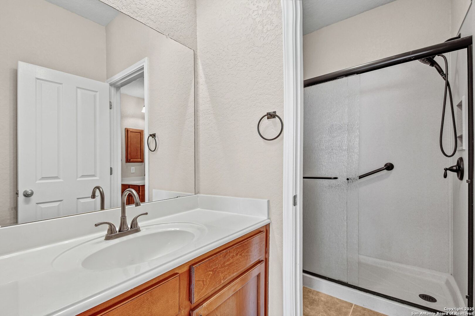 9211 Rainbow Creek San Antonio TX 78245