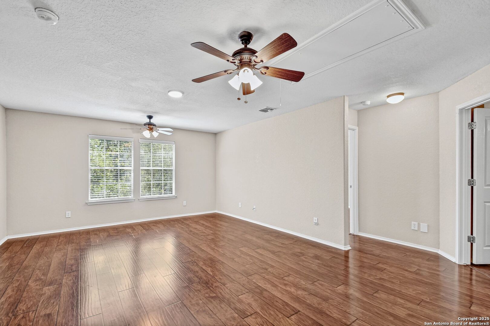 9211 Rainbow Creek San Antonio TX 78245