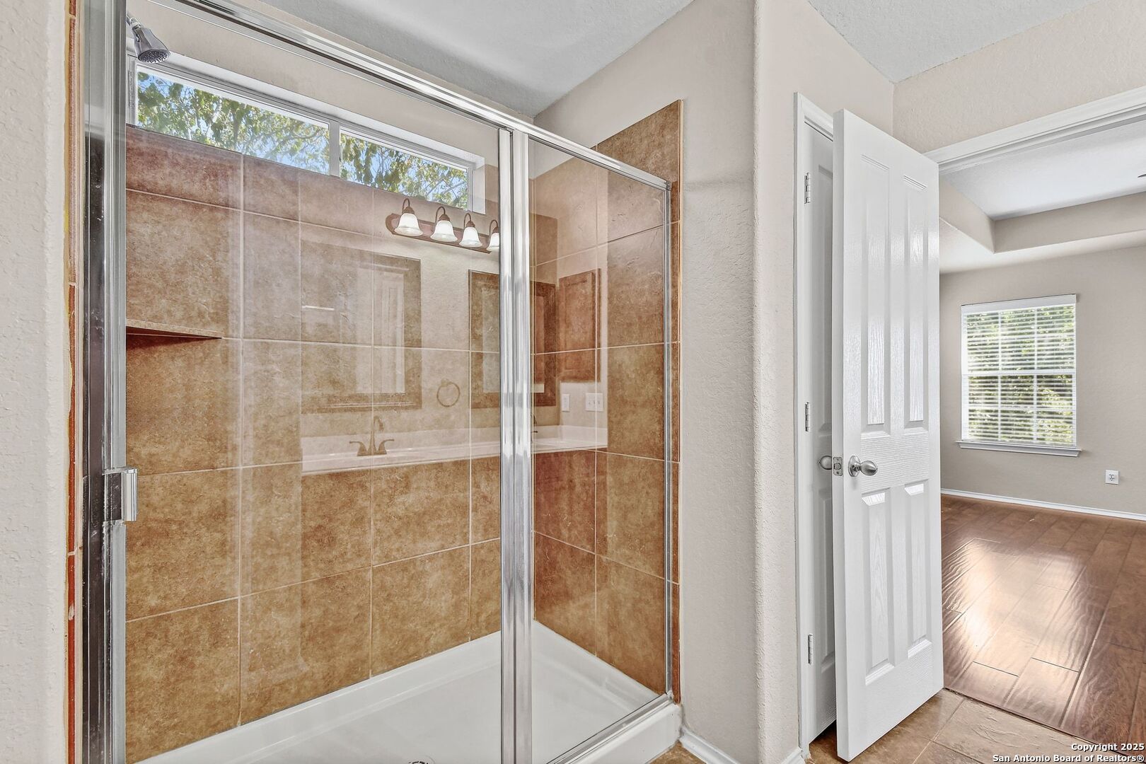 9211 Rainbow Creek San Antonio TX 78245