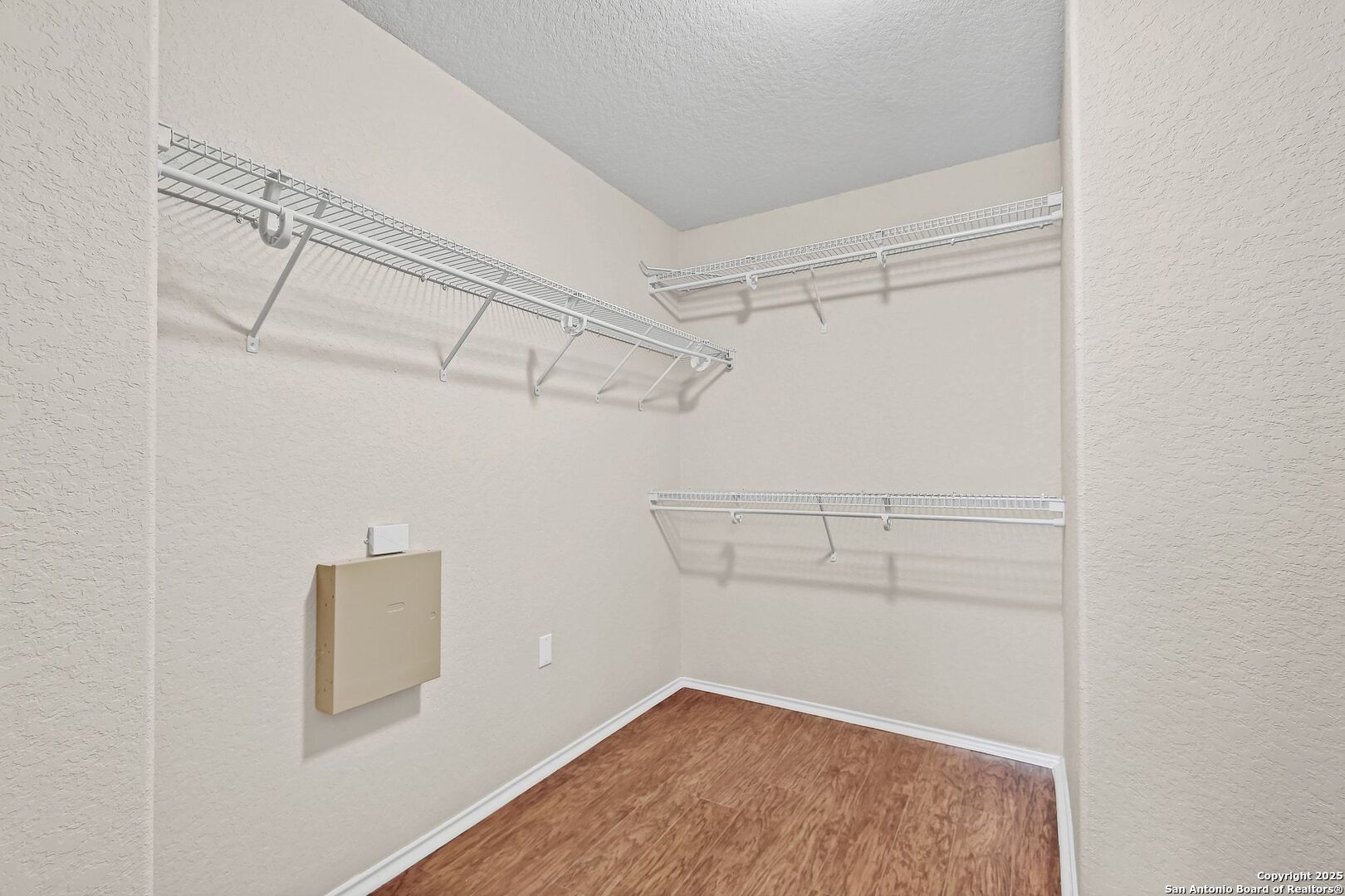 9211 Rainbow Creek San Antonio TX 78245