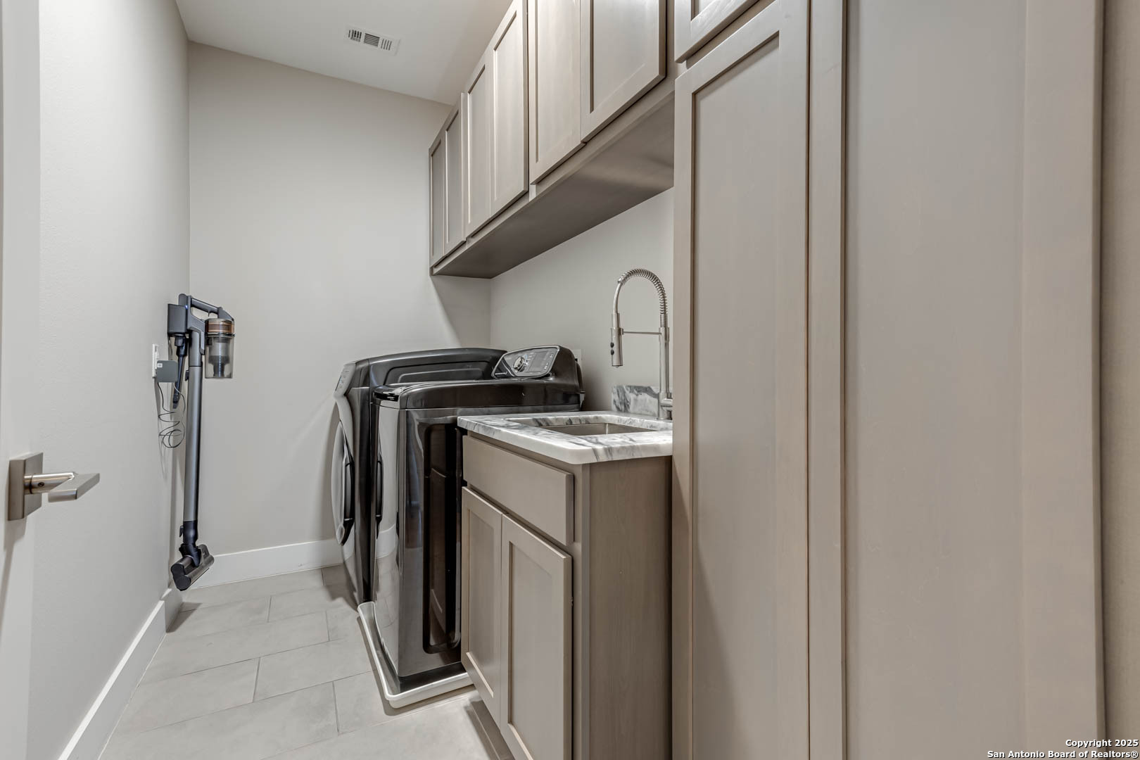 203 Nogalitos Street San Antonio TX 78204