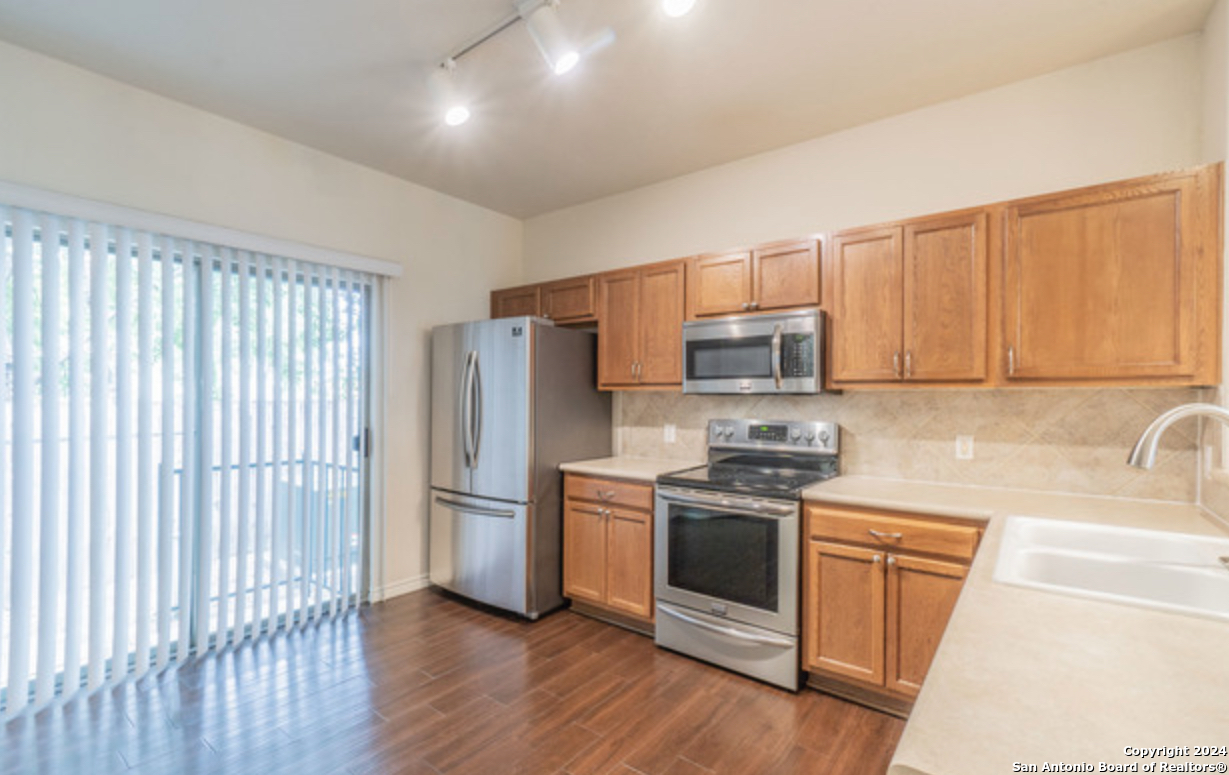6214 W Jolie San Antonio TX 78240