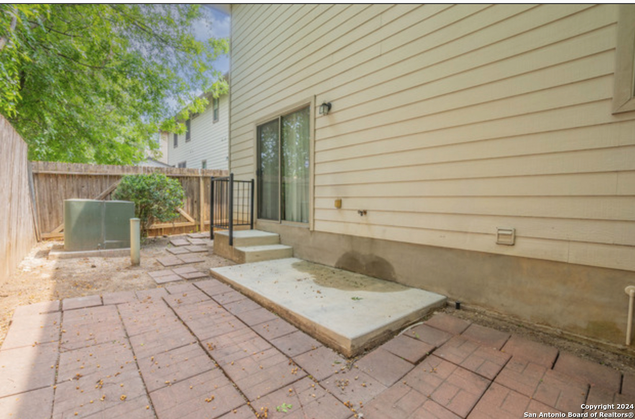 6214 W Jolie San Antonio TX 78240