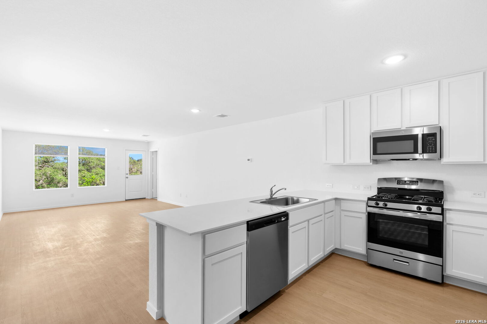 3913 Glade Creek San Antonio TX 78245