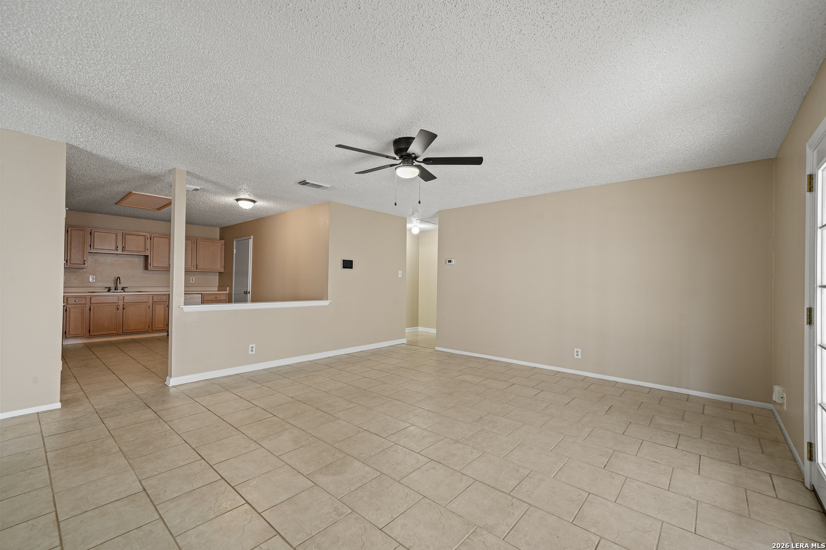 6827 Misty Field Drive Converse TX 78109