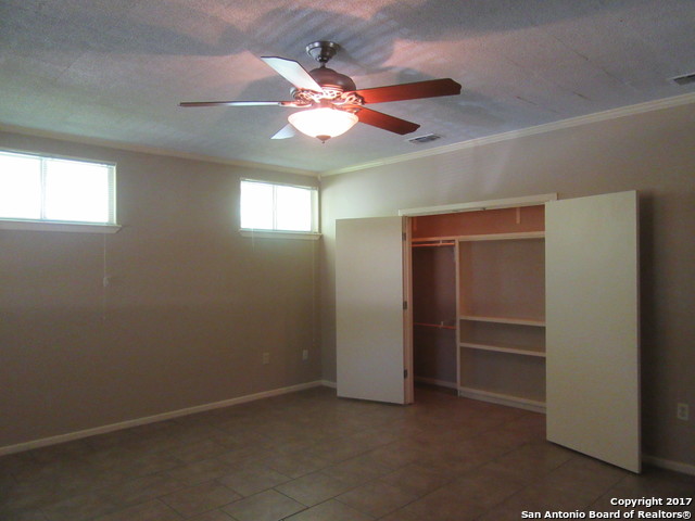 2018 E Lawndale San Antonio TX 78209