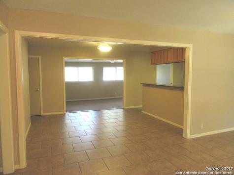 2018 E Lawndale San Antonio TX 78209
