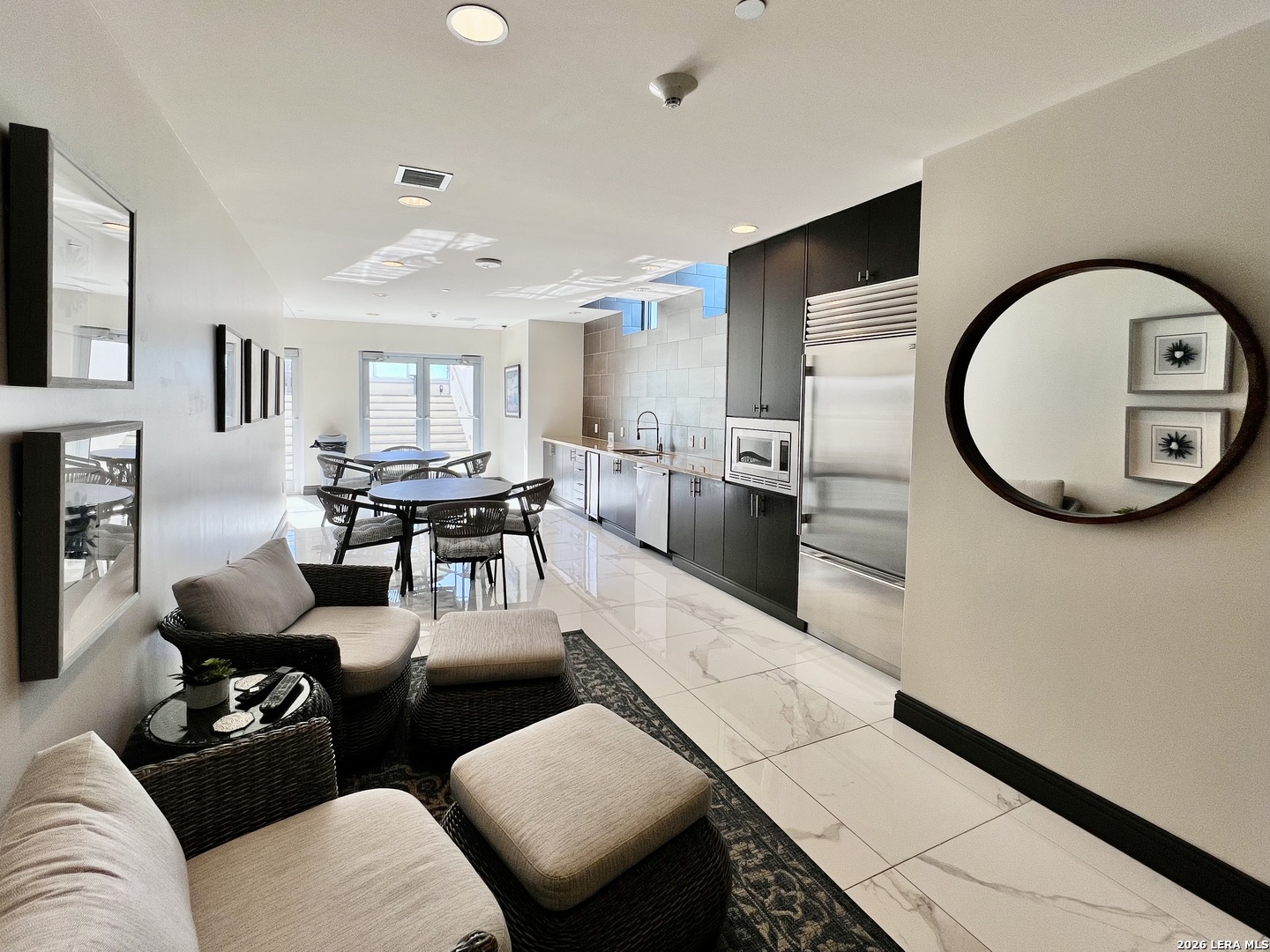 610 E Market San Antonio TX 78205