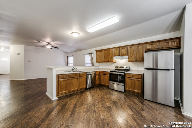 5538 Painter Green San Antonio TX 78240