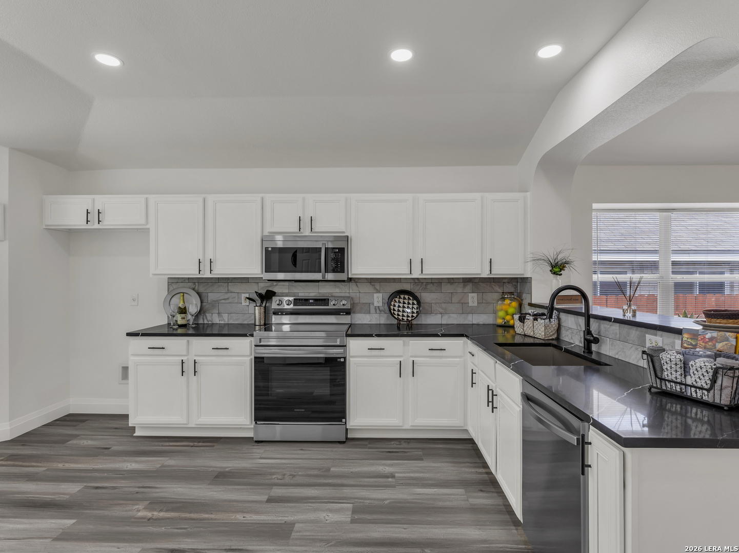 418 Bobcat Hollow San Antonio TX 78251