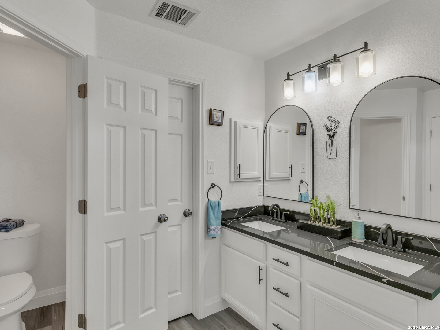 418 Bobcat Hollow San Antonio TX 78251