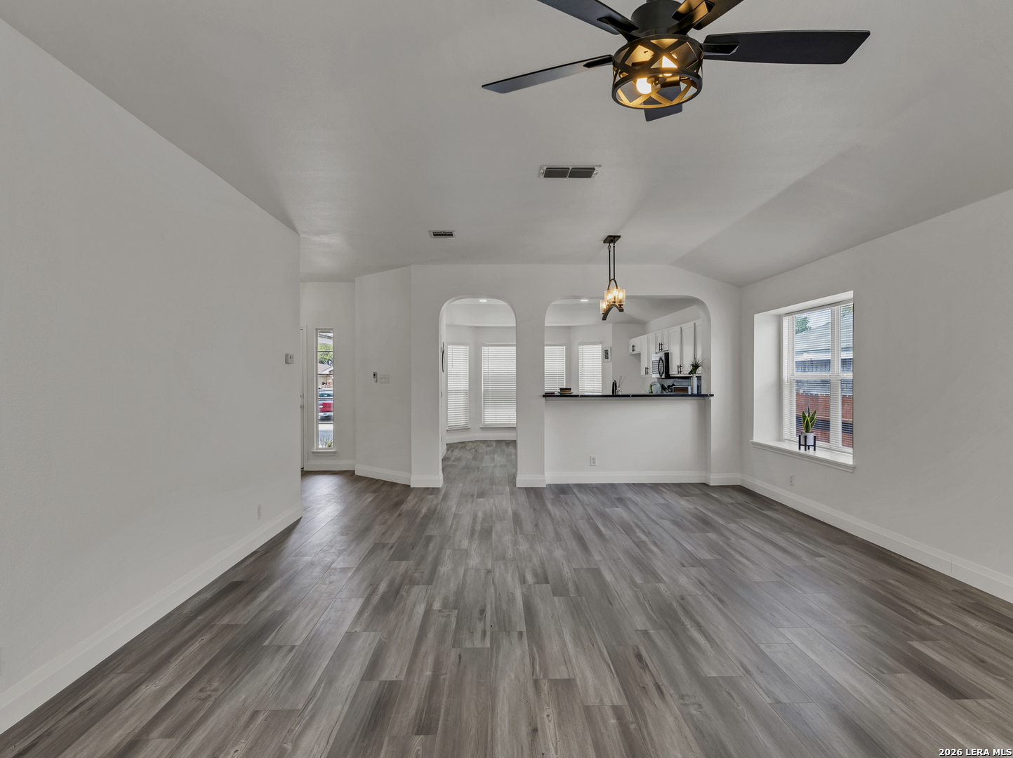 418 Bobcat Hollow San Antonio TX 78251