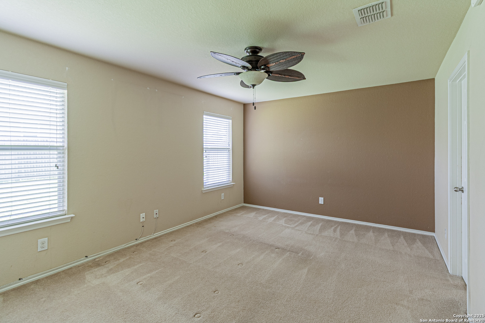 139 Nesting Garden San Antonio TX 78253
