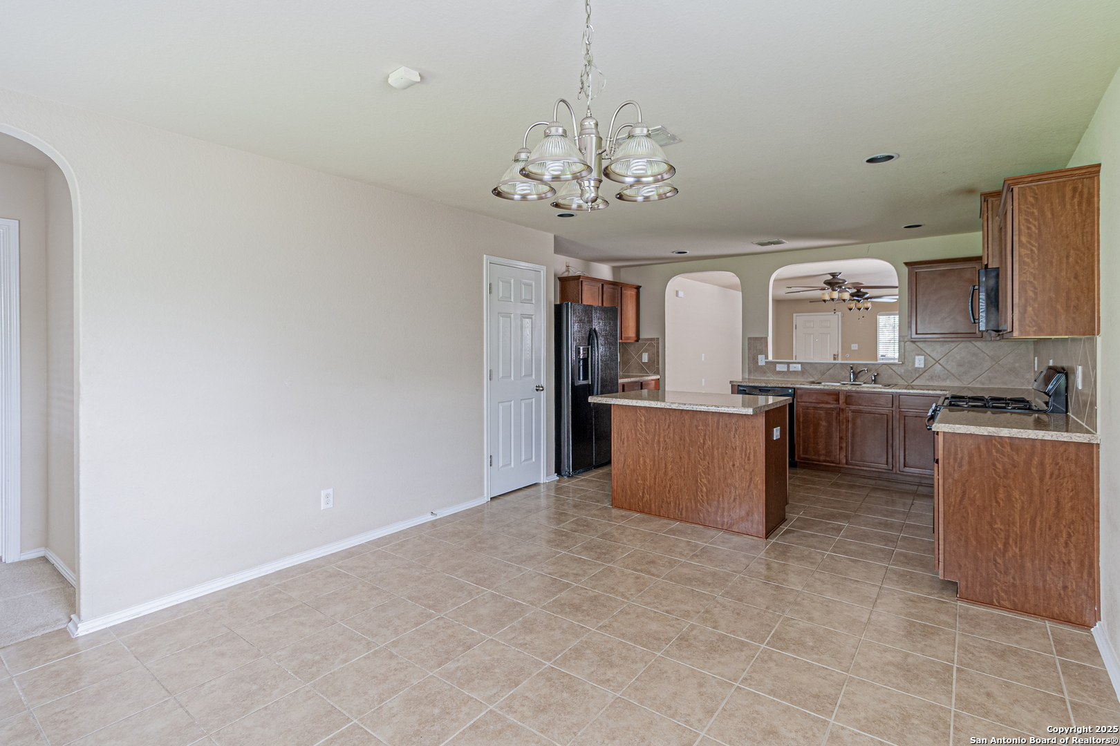 139 Nesting Garden San Antonio TX 78253