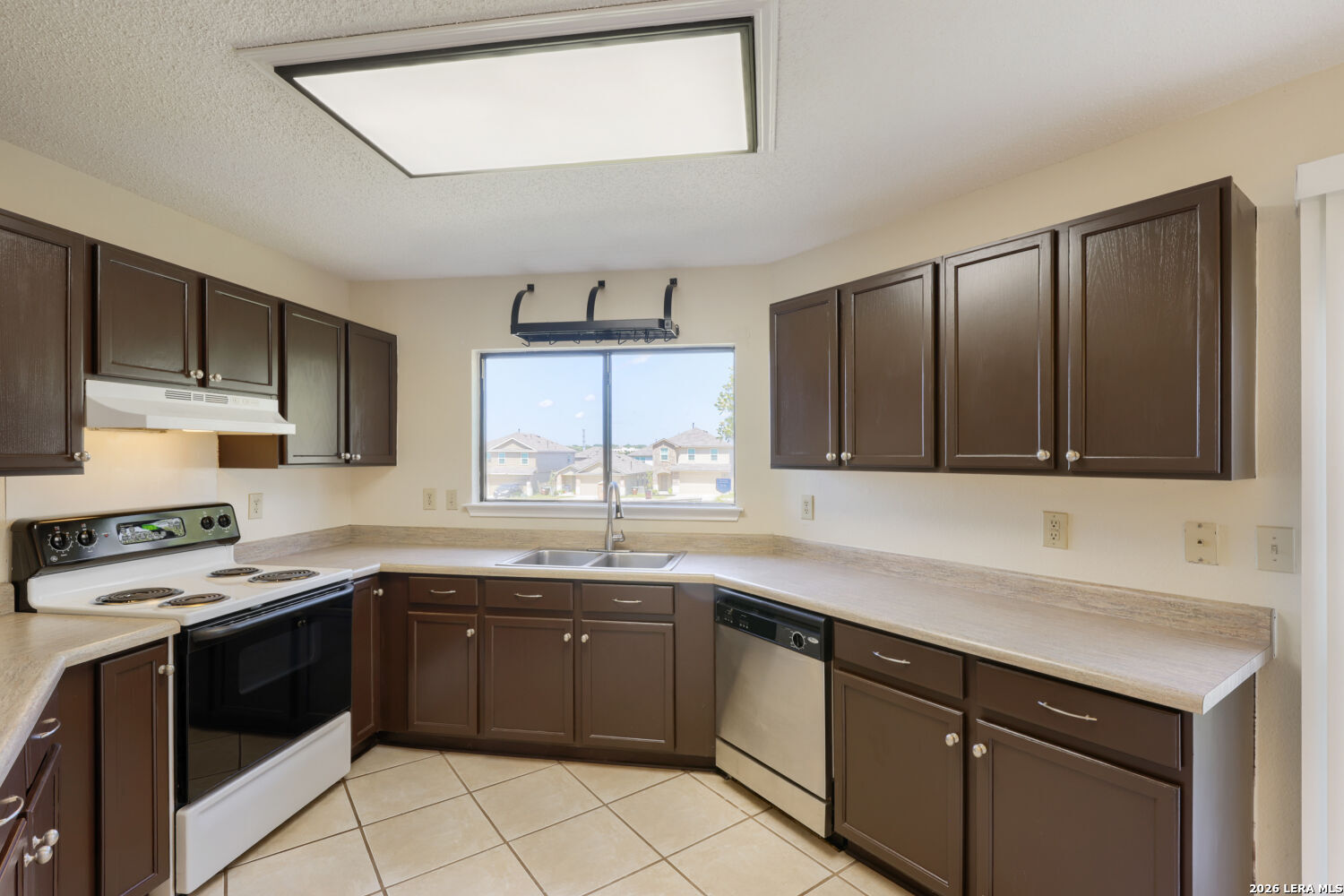 15 Messenger Creek San Antonio TX 78238