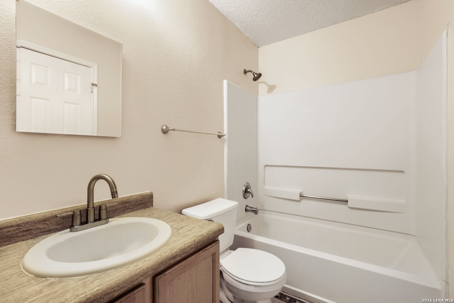 15 Messenger Creek San Antonio TX 78238