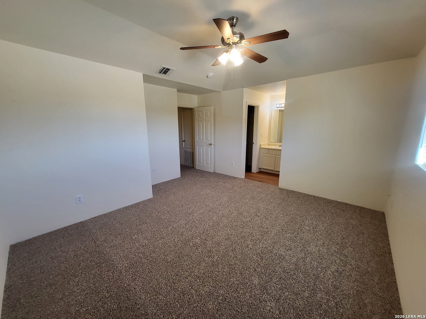 8018 Maverick Climb San Antonio TX 78250