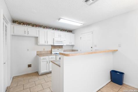 8430 Cranberry San Antonio TX 78254