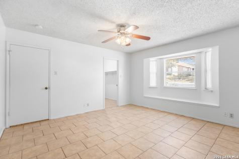8430 Cranberry San Antonio TX 78254