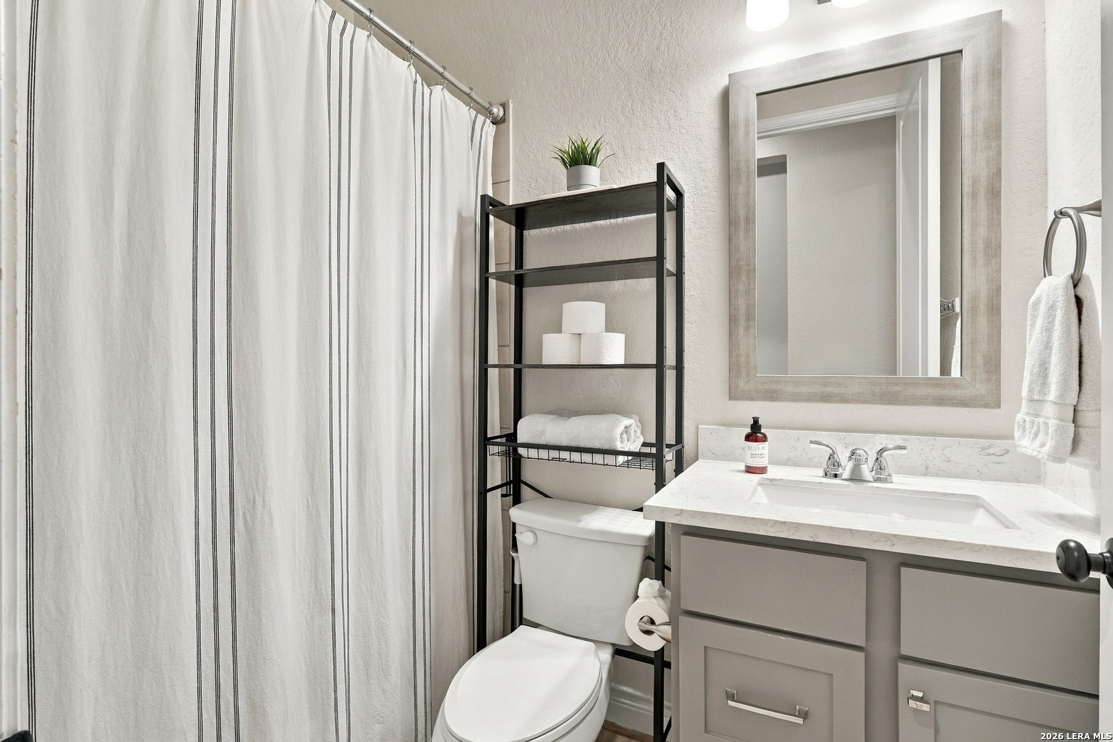 302 Navarro Boerne TX 78006