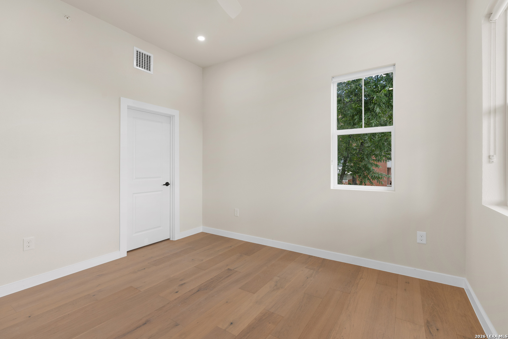 725 W Ashby Place San Antonio TX 78212