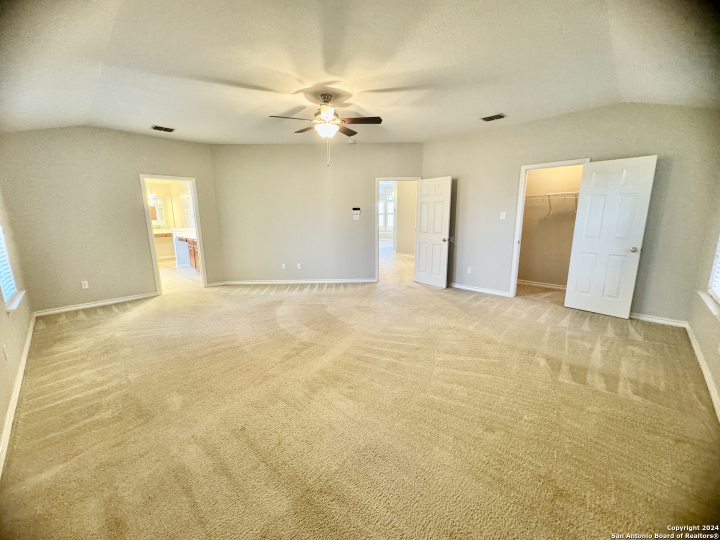 952 Persian Garden San Antonio TX 78260