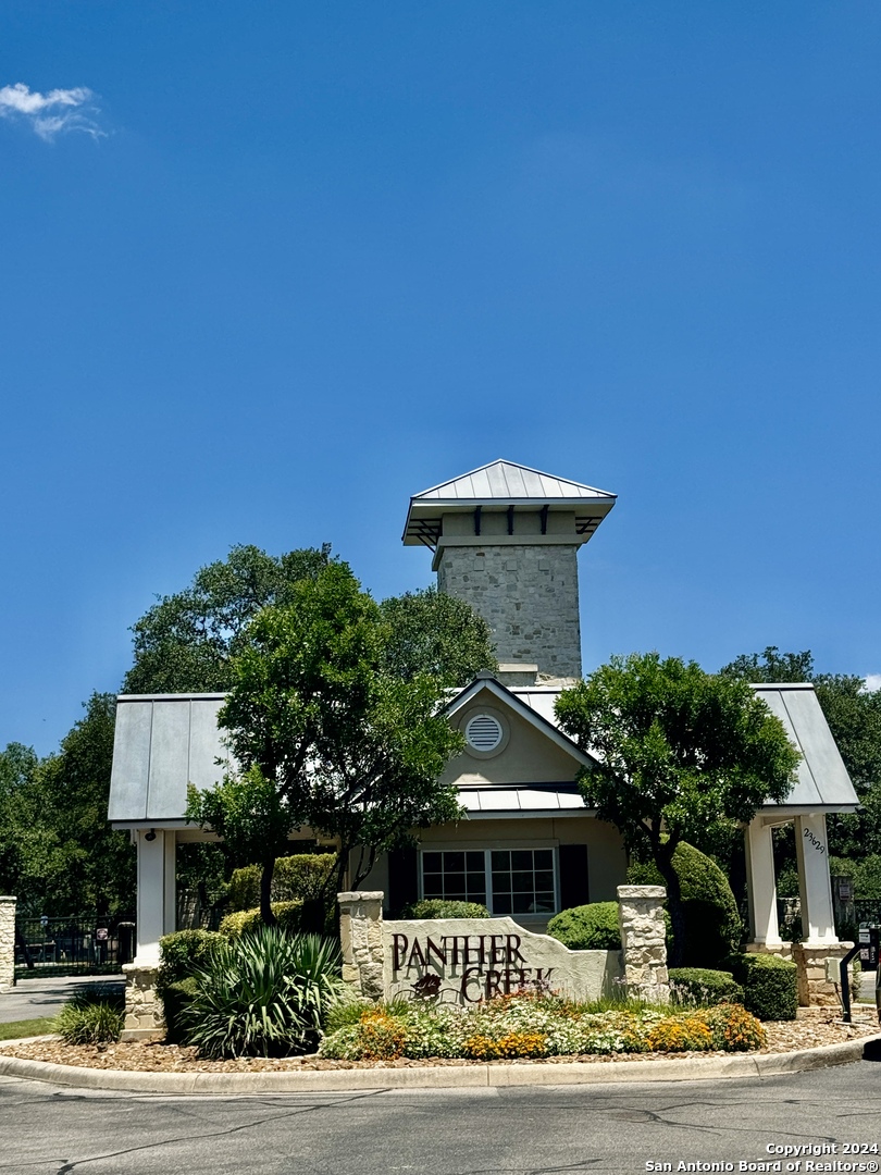 952 Persian Garden San Antonio TX 78260