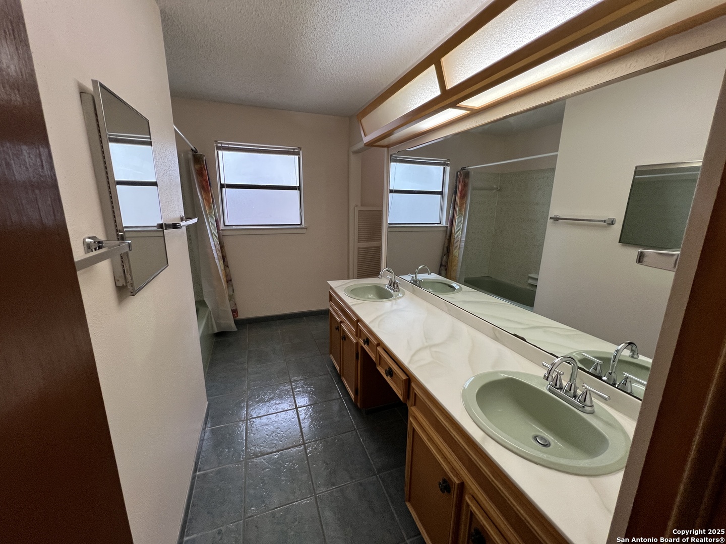 4503 Shavano Woods San Antonio TX 78249