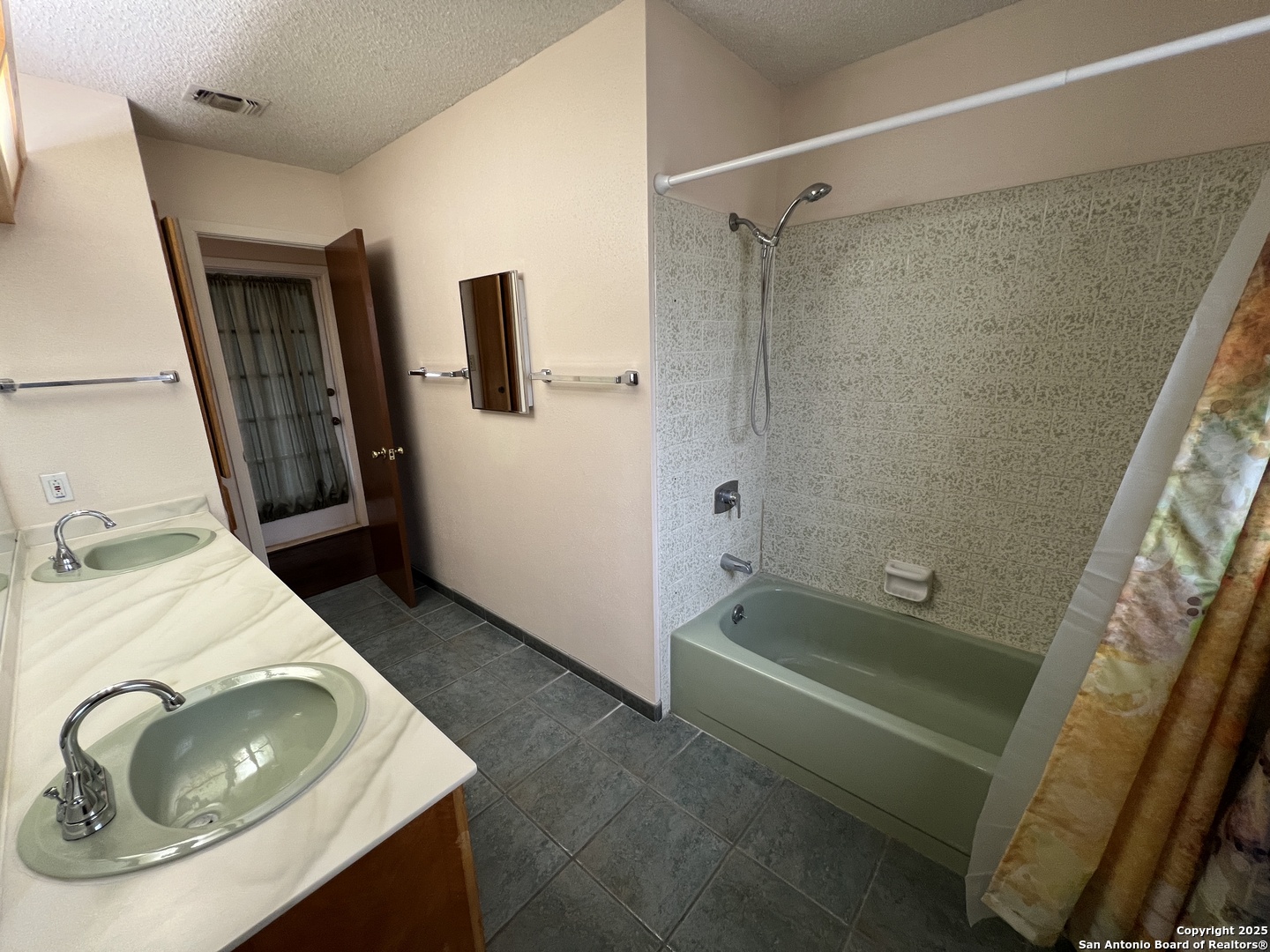 4503 Shavano Woods San Antonio TX 78249