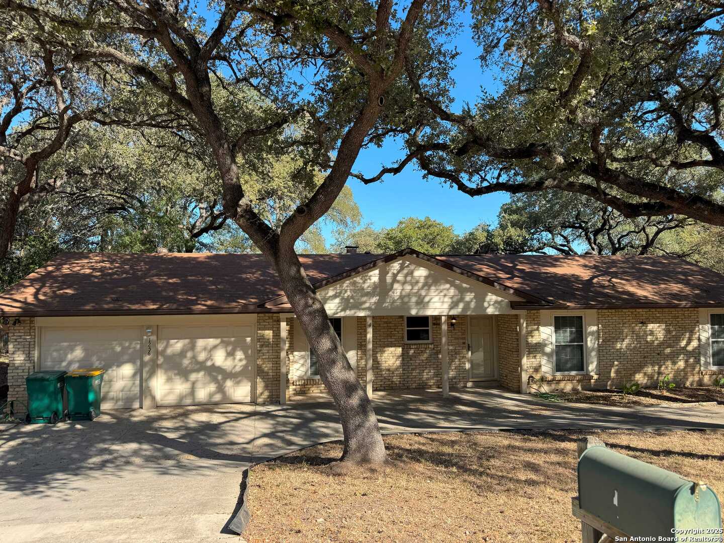 1256 Cibolo Trail Universal City TX 78148