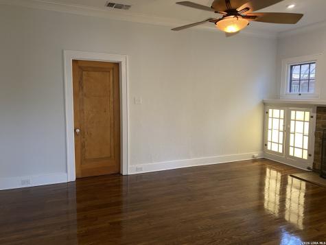322 Furr Drive San Antonio TX 78201