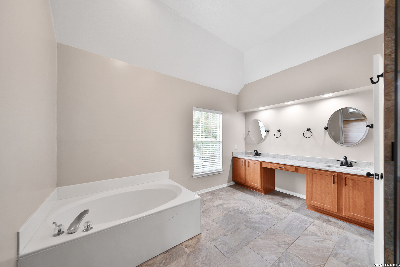 9427 Keegans Woods Drive San Antonio TX 78254