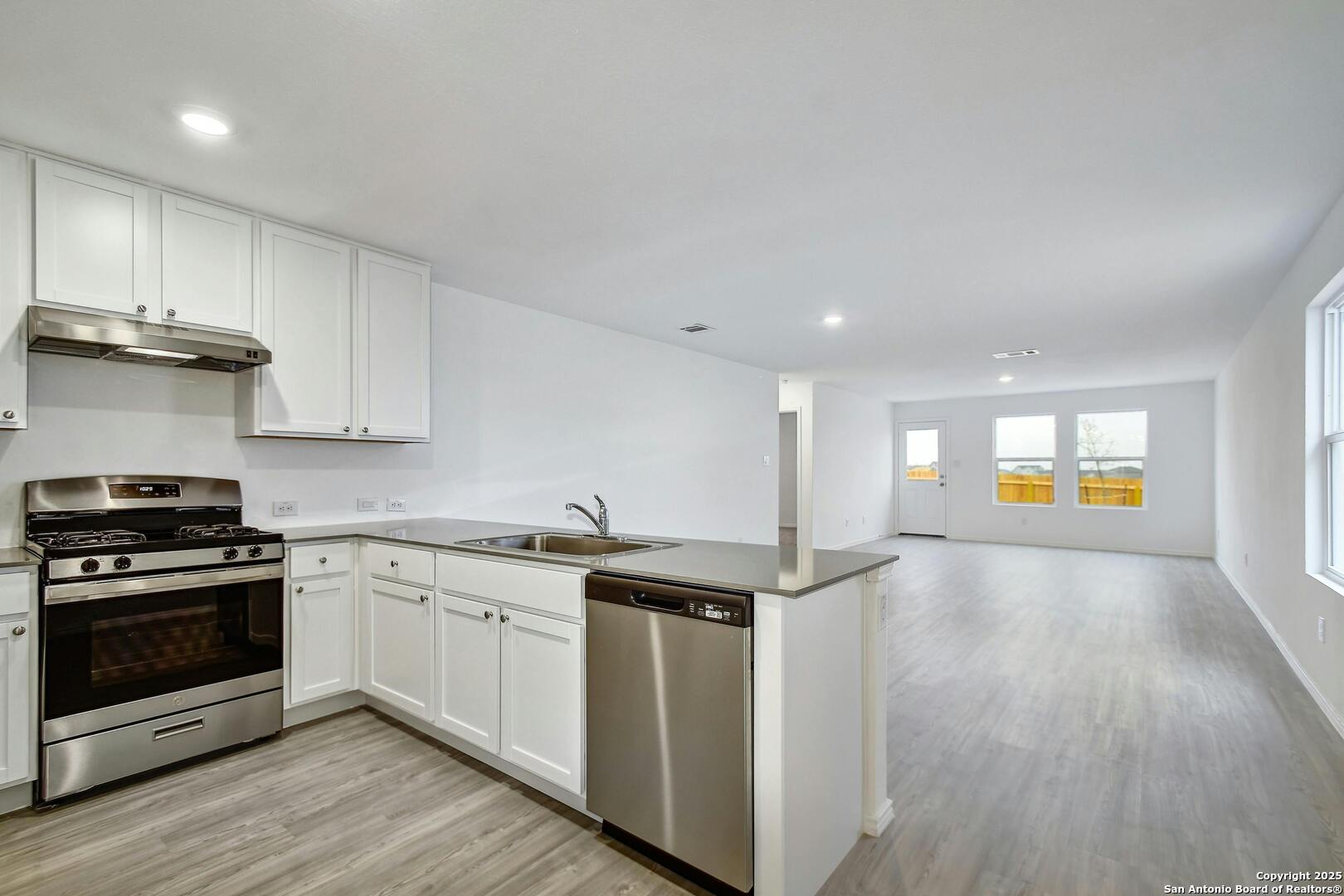 9122 Selene San Antonio TX 78252