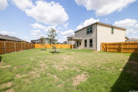 10119 Jardin Verde San Antonio TX 78224