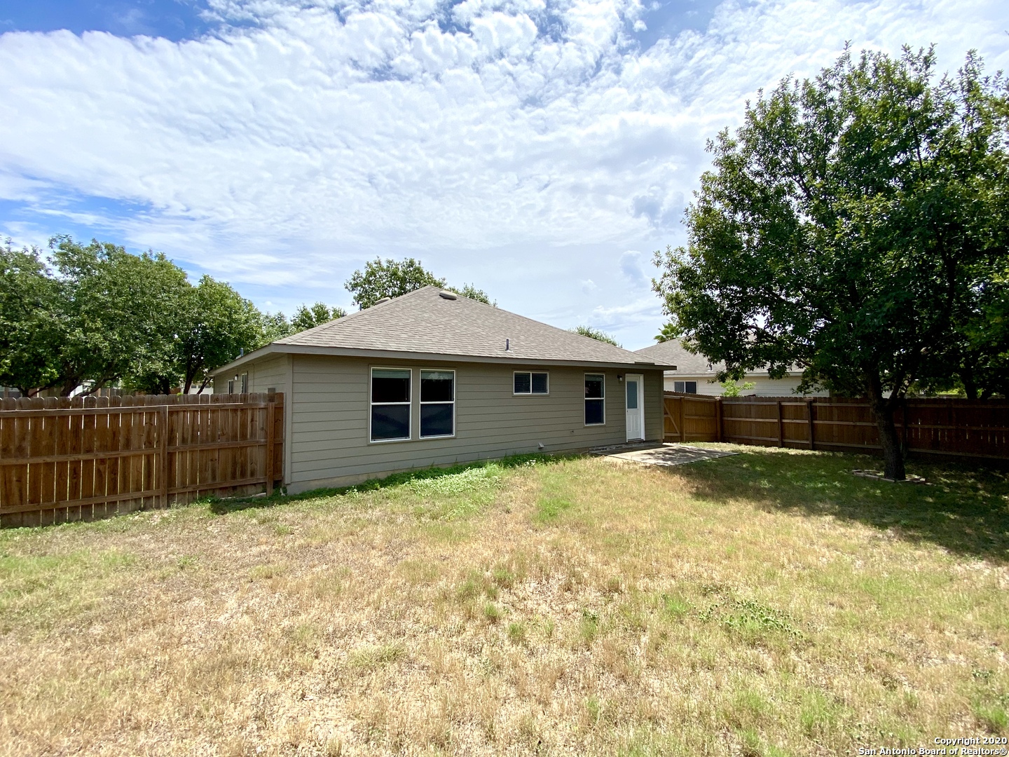 16511 Caballo Valley Selma TX 78154