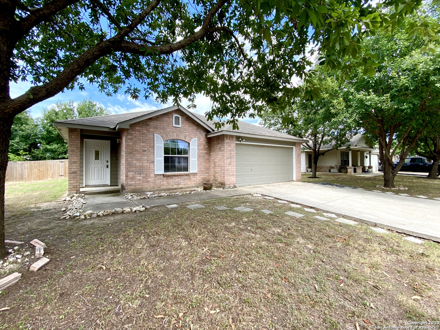 16511 Caballo Valley Selma TX 78154