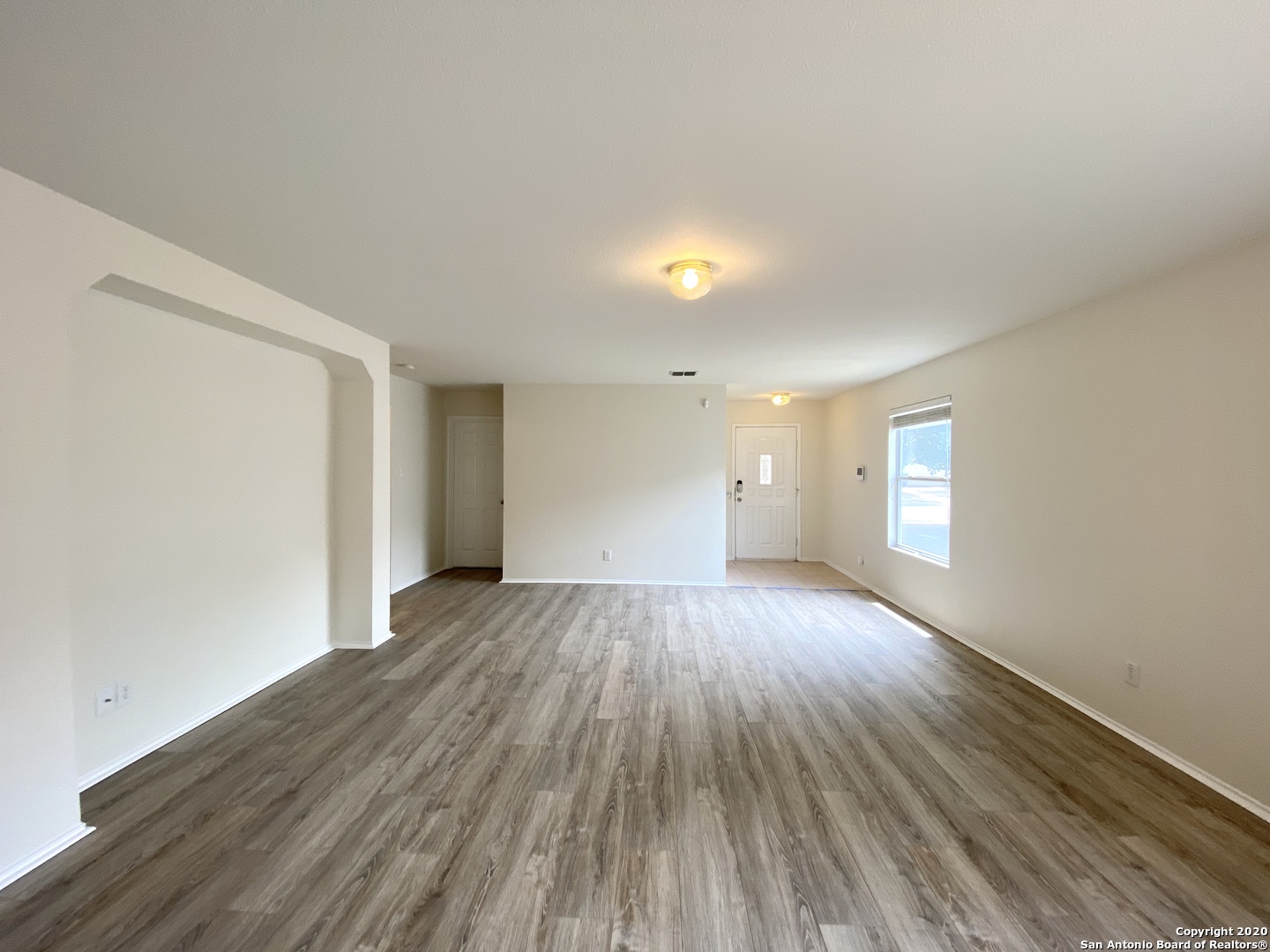 16511 Caballo Valley Selma TX 78154