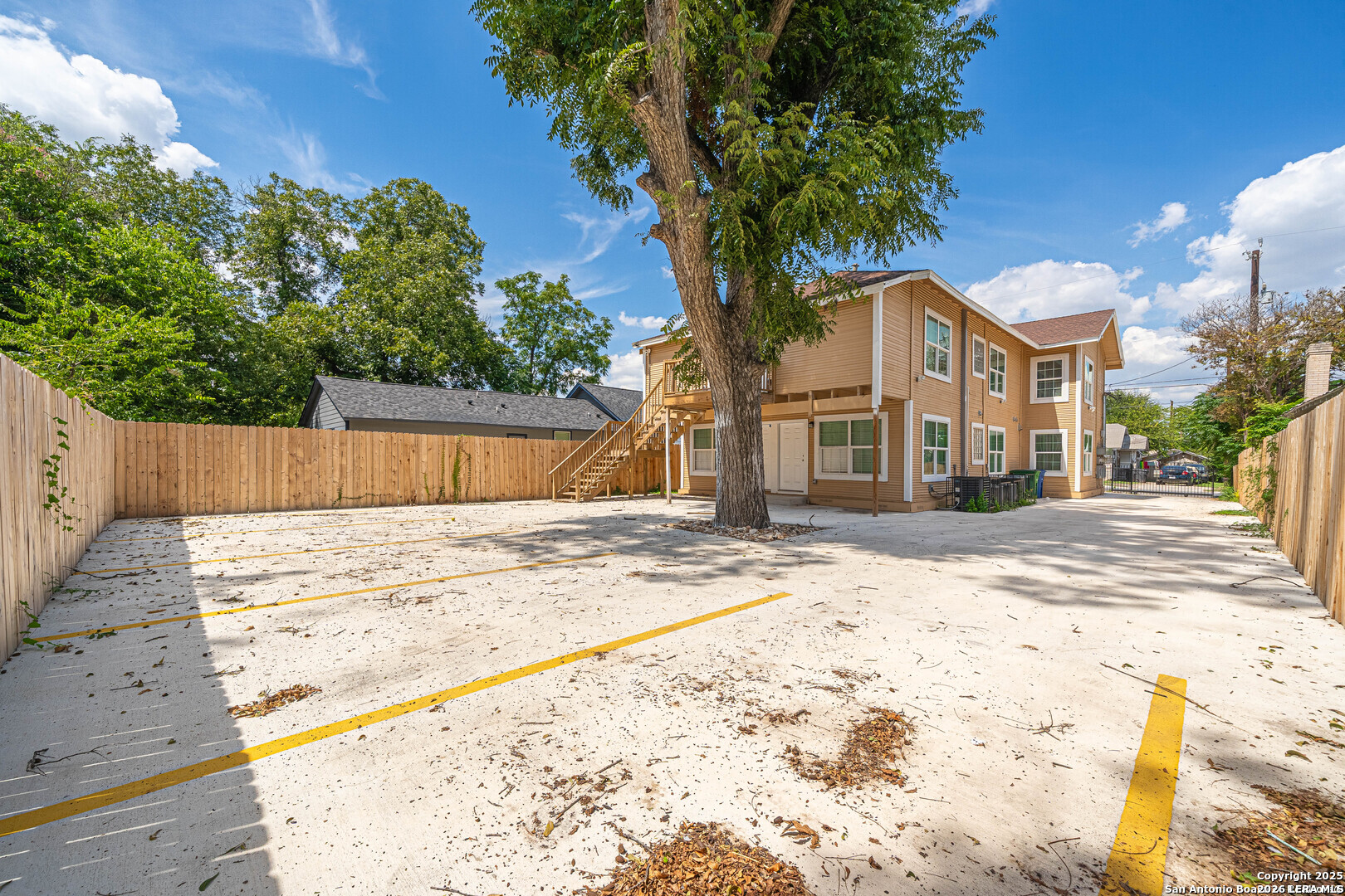 422 Gulf San Antonio TX 78202