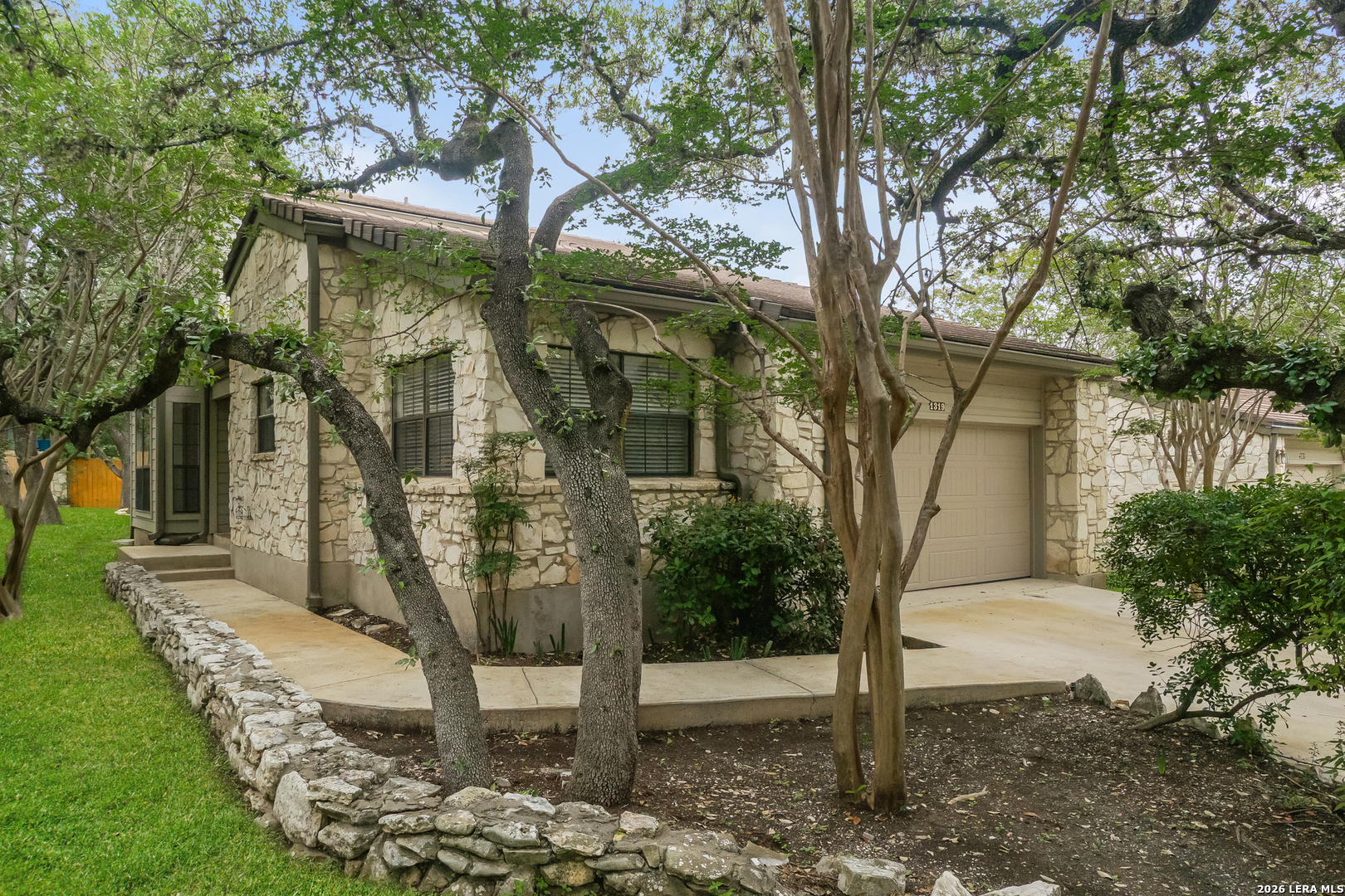 1319 Saint Andrews San Antonio TX 78248