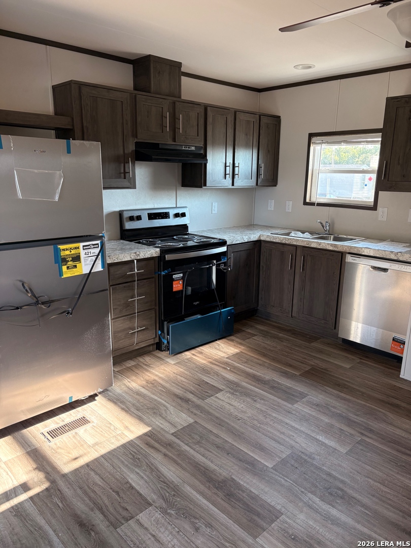 626 Avenue A Karnes City TX 78118