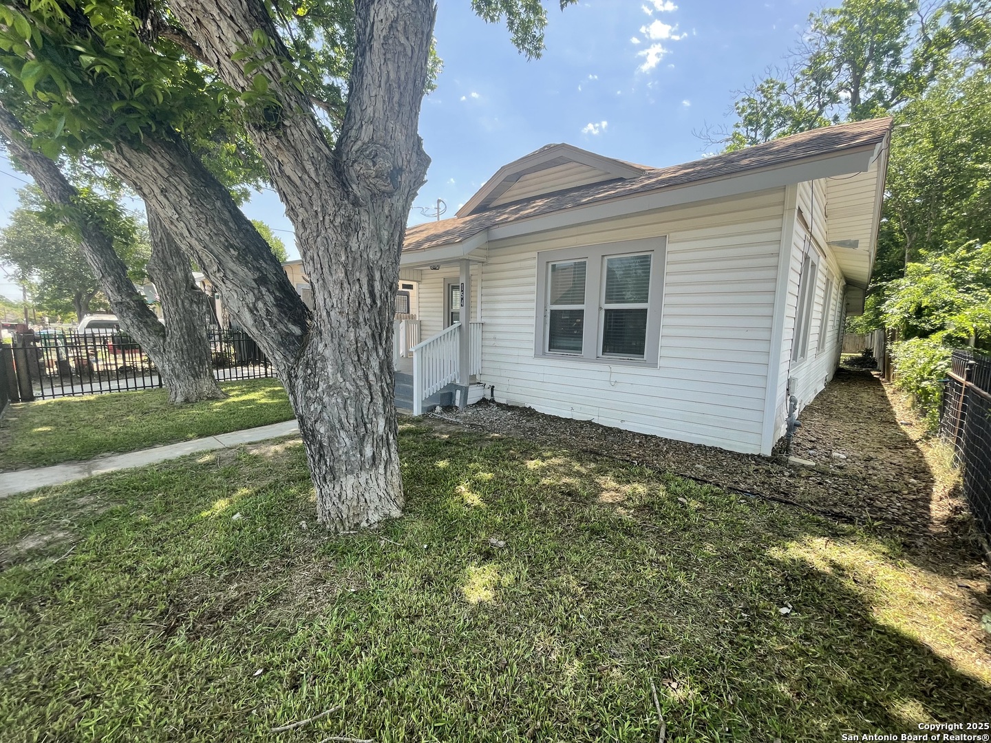 154 Octavia Place San Antonio TX 78214