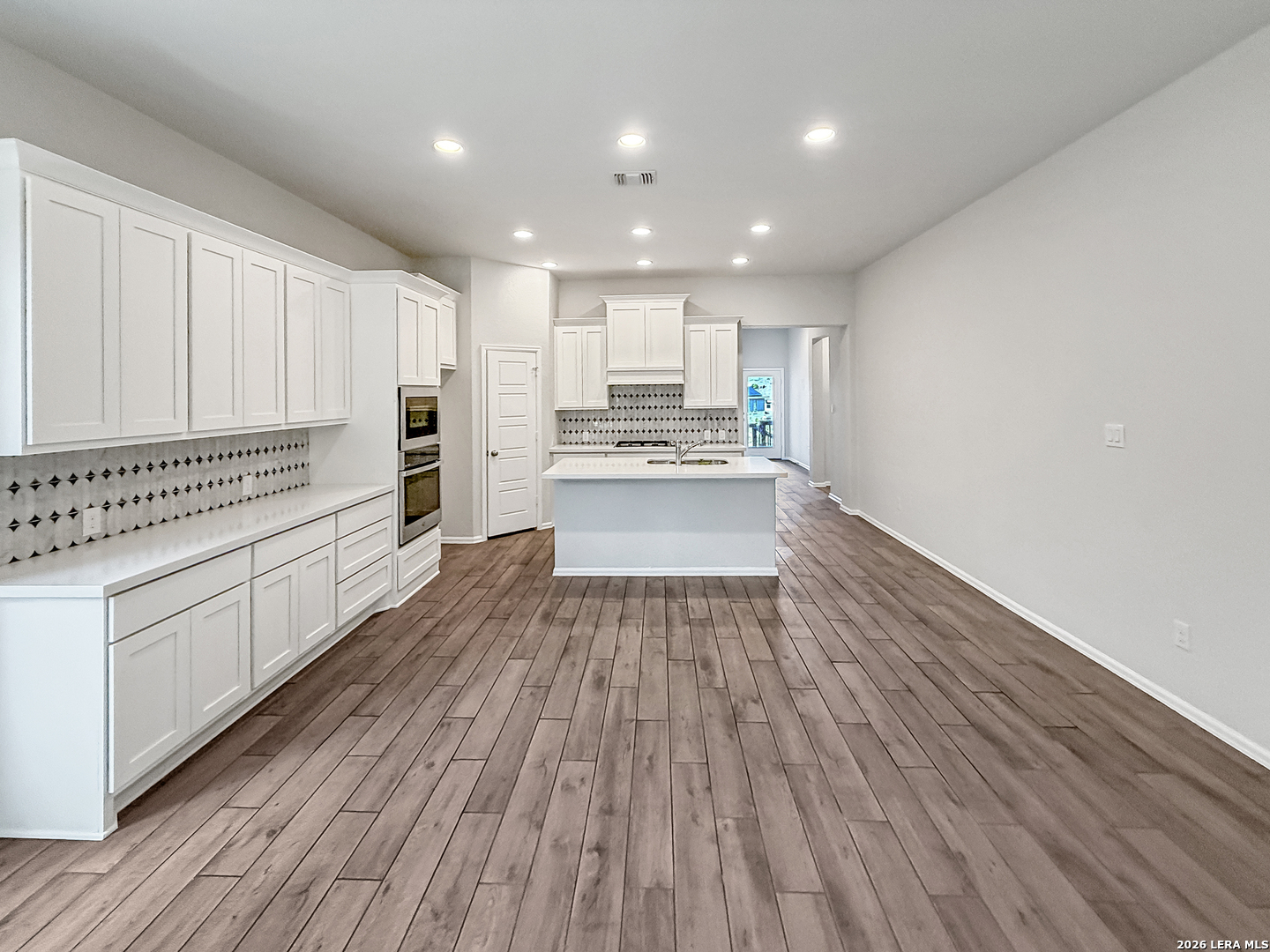 2810 High Castle San Antonio TX 78245