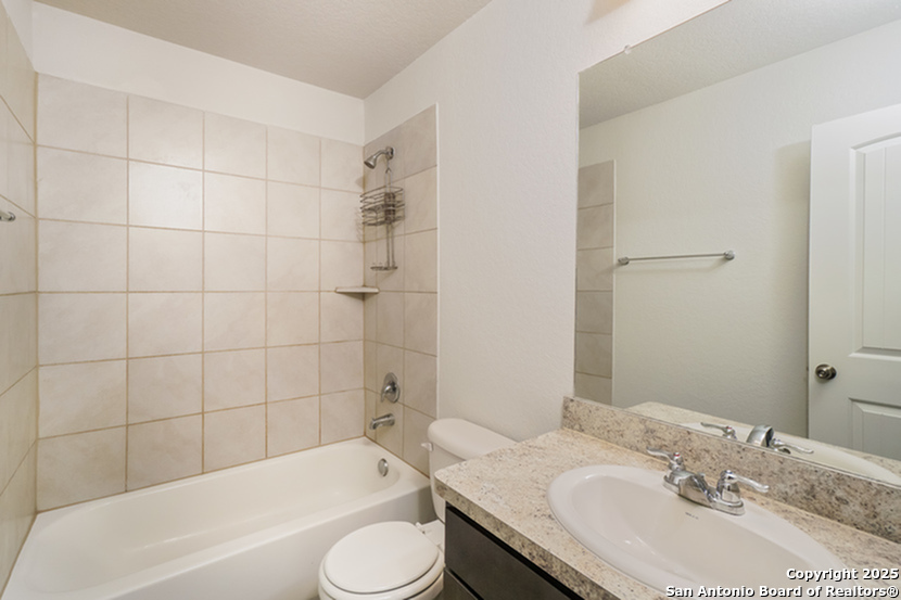 9419 Dogwood Hill San Antonio TX 78211