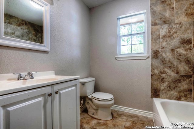 8818 Slumber Lane Converse TX 78109